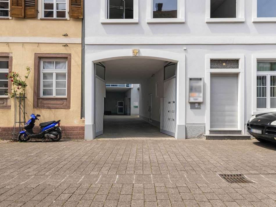 Hofeinfahrt Mittelstr. 10
