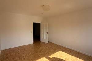 URBAN LIVING IN DÜSSELDORF-DÜSSELTAL: 3-ZIMMER MIT ZWEI BALKONEN – Brehmstr. 31a, 40293 Düsseltal, Düsseldorf – Vorschaubild 5