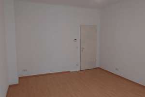 3-Zimmer-Altbauwohnung im 3. OG als Kapitalanlage – Petersburger Straße 39, 10249 Friedrichshain, Berlin – Vorschaubild 5