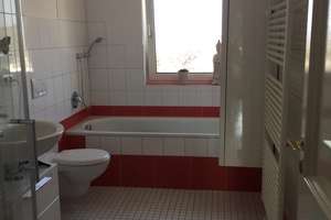 Schöne, helle 3-Zimmer-Wohnung mit Balkon und Einbauküche – Eltviller Str. 31, 65232 Taunusstein – Vorschaubild 4
