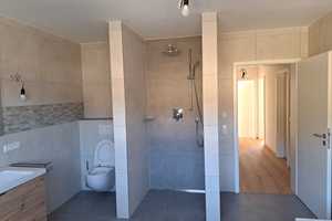 Erstbezug: Geräumiges, exklusives 7-Zimmer-Reihenendhaus mit geh. Innenausstattung – Deggendorf (Kreis) – Vorschaubild 19