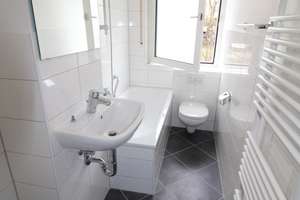 Ideal für Alleinstehende und Rentner - renovierte 1-Zimmer-Wohnung im Erdgeschoss – Fröbelstr. 5 b, 86157 Pfersee-Süd, Augsburg – Vorschaubild 2