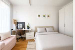 Exklusive Wohnung in Berlin-Mitte | 2 Zimmer | Balkon | Möbliert | Sofort bezugsfertig | Blick auf d – Die vollständige Adresse der Immobilie erhältst du vom Anbieter., 10115 Mitte (Ortsteil), Berlin – Vorschaubild 5