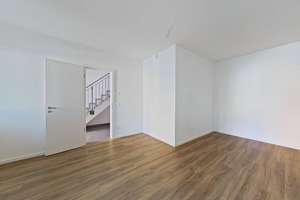 Maisonette-Traum im Hamburger Westen: Wohnen über zwei Etagen mit eigenem Gartenreich – Alte Sülldorfer Landstraße 402, 22559 Rissen, Hamburg – Vorschaubild 14