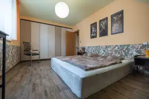 Ruhige Lage - großer Garten: TOP DHH Nbg. - Neuröthenbach / Haus kaufen – Nürnberg – Vorschaubild 14