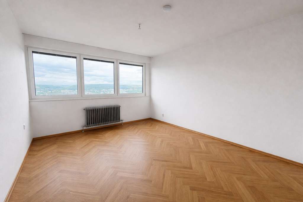 Immobilie in Bietigheim-Bissingen - Endverhandelter Schnäppchenpreis / Großzügige 5-Zimmer-Wohnung mit Ausblick - Bild 1