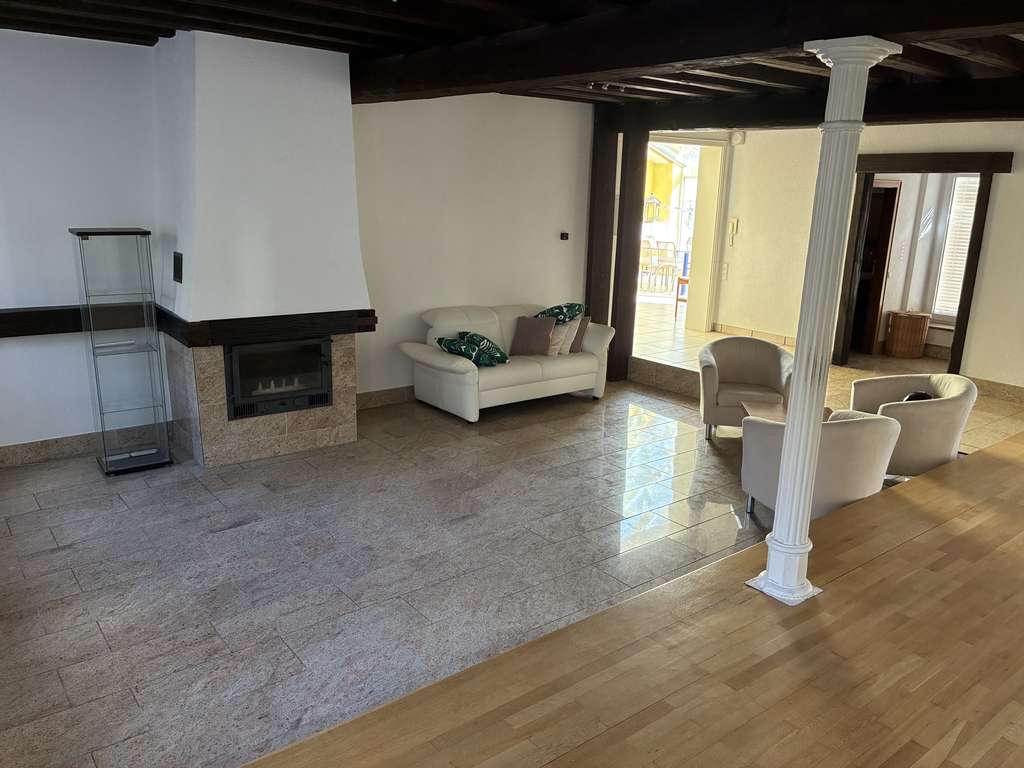 Immobilie in Großkarlbach - Außergewöhnliches Wohnhaus in ehemaliger Mühle mit Pool, großem Garten und Bachlauf – provisionsfrei - Bild 4