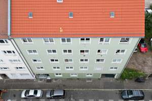Provisionsfreies Mehrfamilienhaus mit Gewerbeeinheit in Nürnberg / attraktive Kapitalanlage  – Freyjastraße 3, 90461 Glockenhof, Nürnberg – Vorschaubild 2