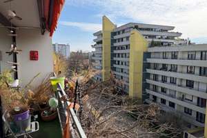 TRAUMBLICK AUF DEN FERNSEHTURM! 4 Zimmer Wohnung mit zwei Balkonen!  – Die vollständige Adresse der Immobilie erhältst du vom Anbieter., 70619 Heumaden, Stuttgart – Vorschaubild 7