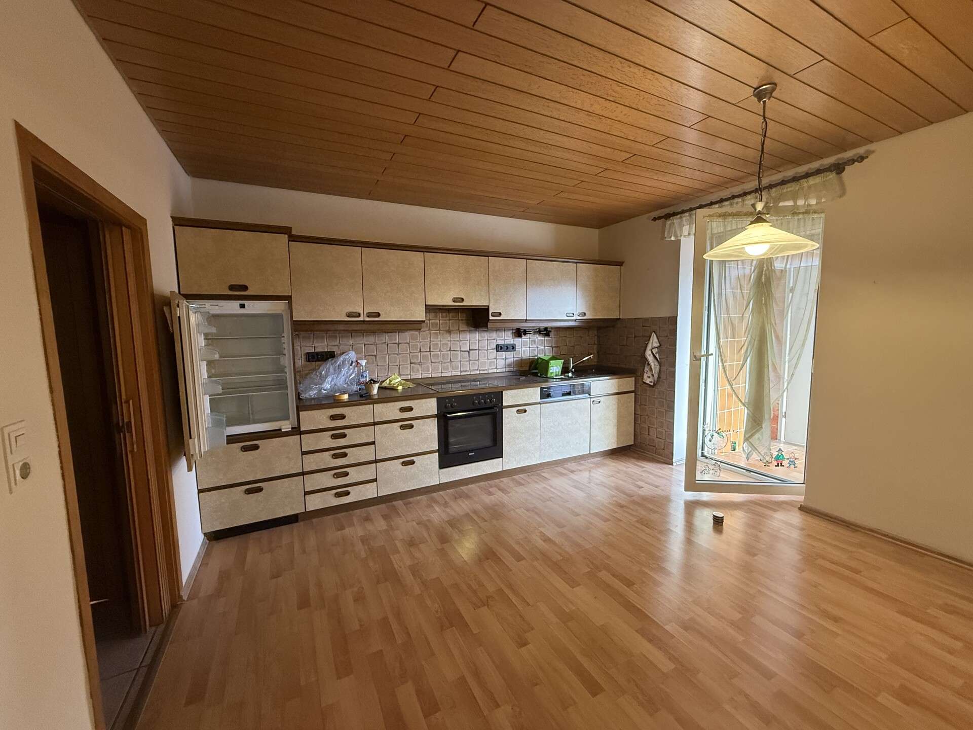 Immobilie in Rammelsbach - Renovierungsbedürftige Doppelhaushälfte in Rammelsbach - Bild 2