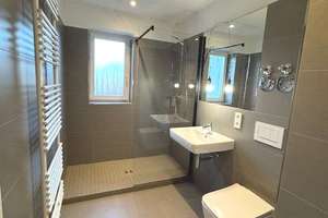 Erstbezug nach Kernsanierung – stilvolle 2-Zimmer-Wohnung mit neuer Einbauküche – Hauptstr. 2a, 13158 Wilhelmsruh, Berlin – Vorschaubild 7