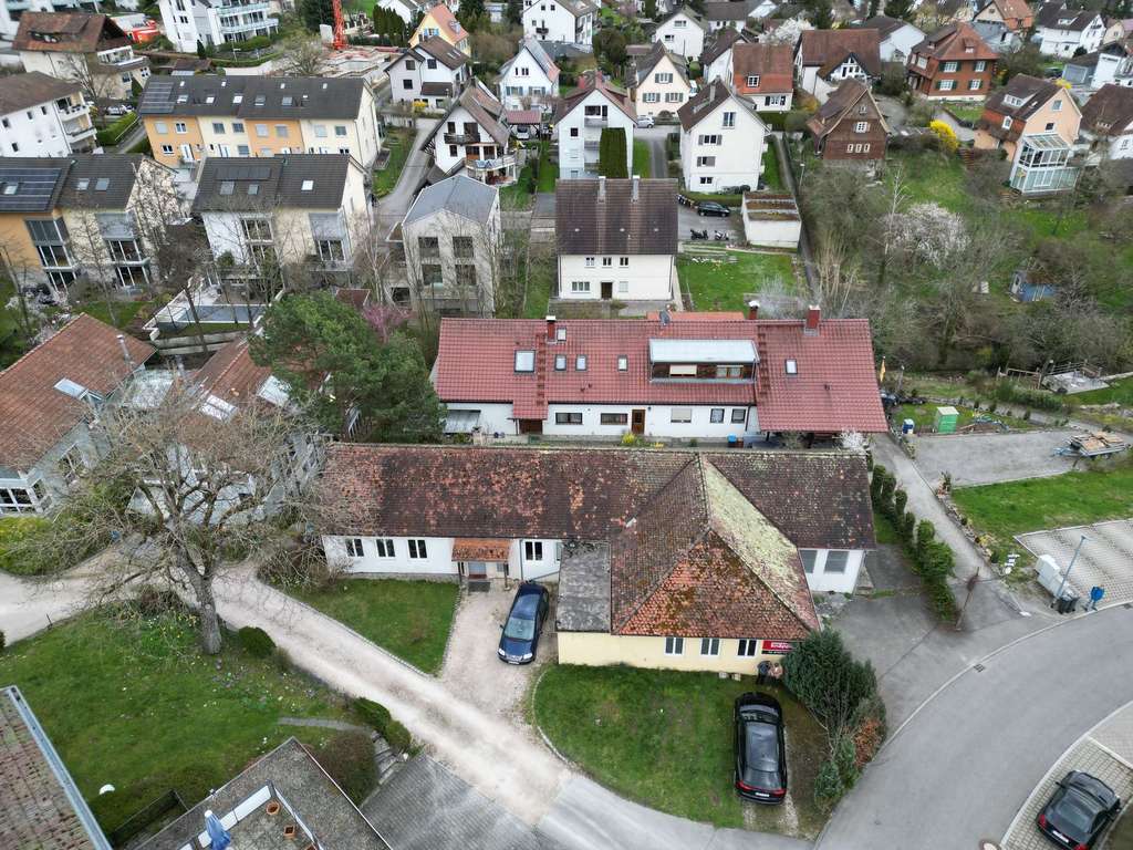 Ruhige Toplage in Überlingen: Grundstück mit Baugenehmigung für EFH/2DHH/Fewos
