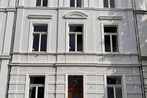 Lichtdurchflutete DG-Wohnung mit Balkon und Weitblick im stilvollen Altbau in Bonn-Poppelsdorf – Die vollständige Adresse der Immobilie erhältst du vom Anbieter., 53115 Poppelsdorf, Bonn – Vorschaubild 4