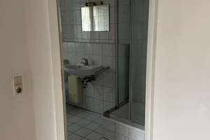 Mietwohnung mit Terrasse und Stellplatz in Essen Frillendorf – Die vollständige Adresse der Immobilie erhältst du vom Anbieter., 45139 Frillendorf, Essen – Vorschaubild 7
