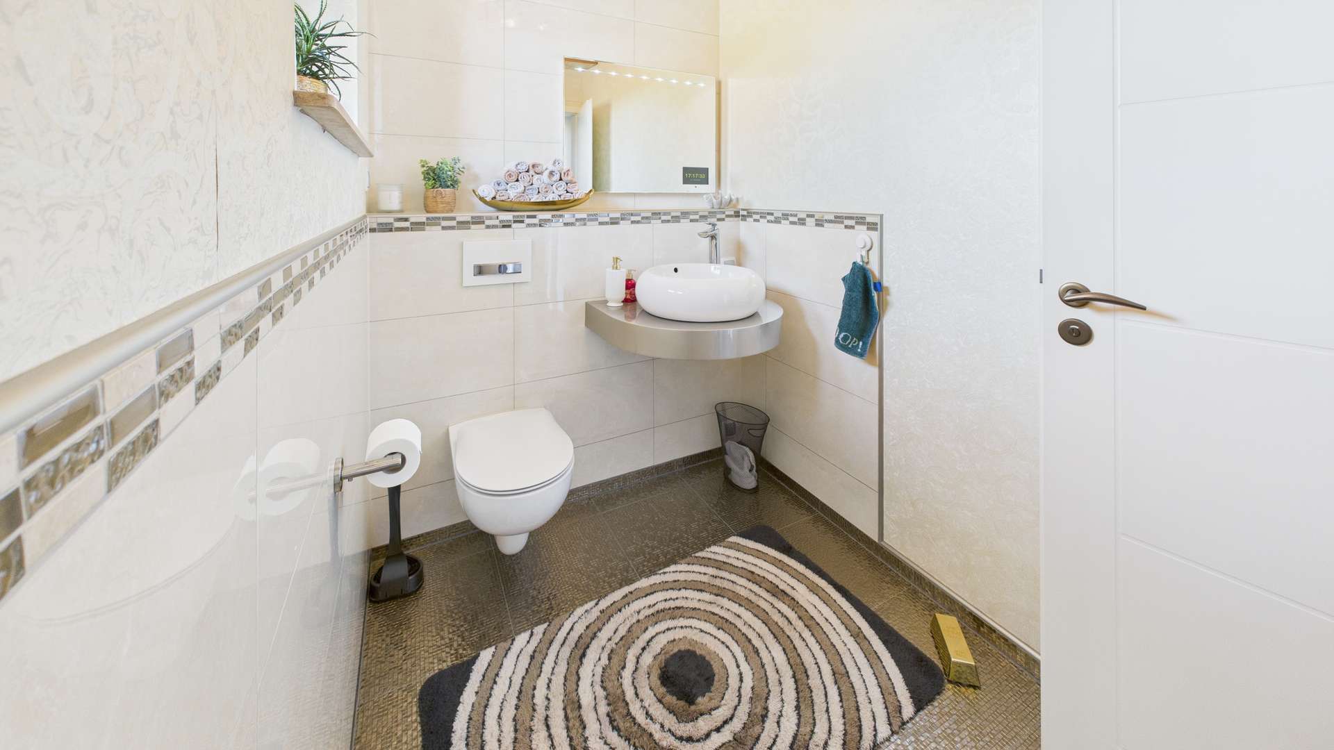 Immobilie in Drebber - Grüne Wohlfühloase: Einfamilienhaus mit Teich und großzügigem Grundstück in Drebber - Bild 2