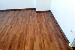 helle, großzügig geschnittene 2 OG 2 Zimmer Wohnung in ruhiger Lage mit Loggia und großem Garten – Reinhardstr. 1A-C, 52078 Forst, Aachen – Vorschaubild 11