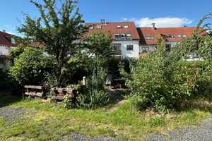 ++ Großzügiges 2-Parteienhaus mit Balkon, 3 Garagen und Garten in ruhiger Lage in LD-Stadt ! ++ – Landau in der Pfalz – Vorschaubild 10