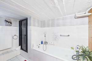 Charmantes Einfamilienhaus mit großem Grundstück, Pool, Sauna, Doppelgarage und Ausbaureserven – Die vollständige Adresse der Immobilie erhältst du vom Anbieter., 39122 Salbke, Magdeburg – Vorschaubild 22