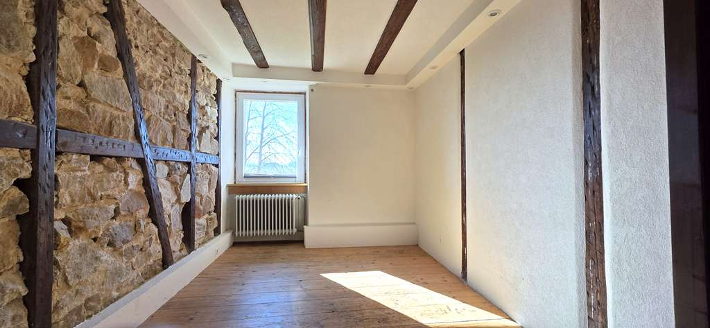 Immobilie in Ühlingen-Birkendorf - Großzügiges Bauernhaus mit separatem Ökonomieanteil in idyllischer Lage von Ühlingen zu verkaufen - Bild 2