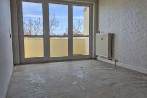 In gepflegter Wohnanlage* 2-Zimmer mit SW-Balkon, Tageslichtbad  zum selbst renovieren! – Berchtesgadener Straße 47, 1279 Laubegast, Dresden – Vorschaubild 4