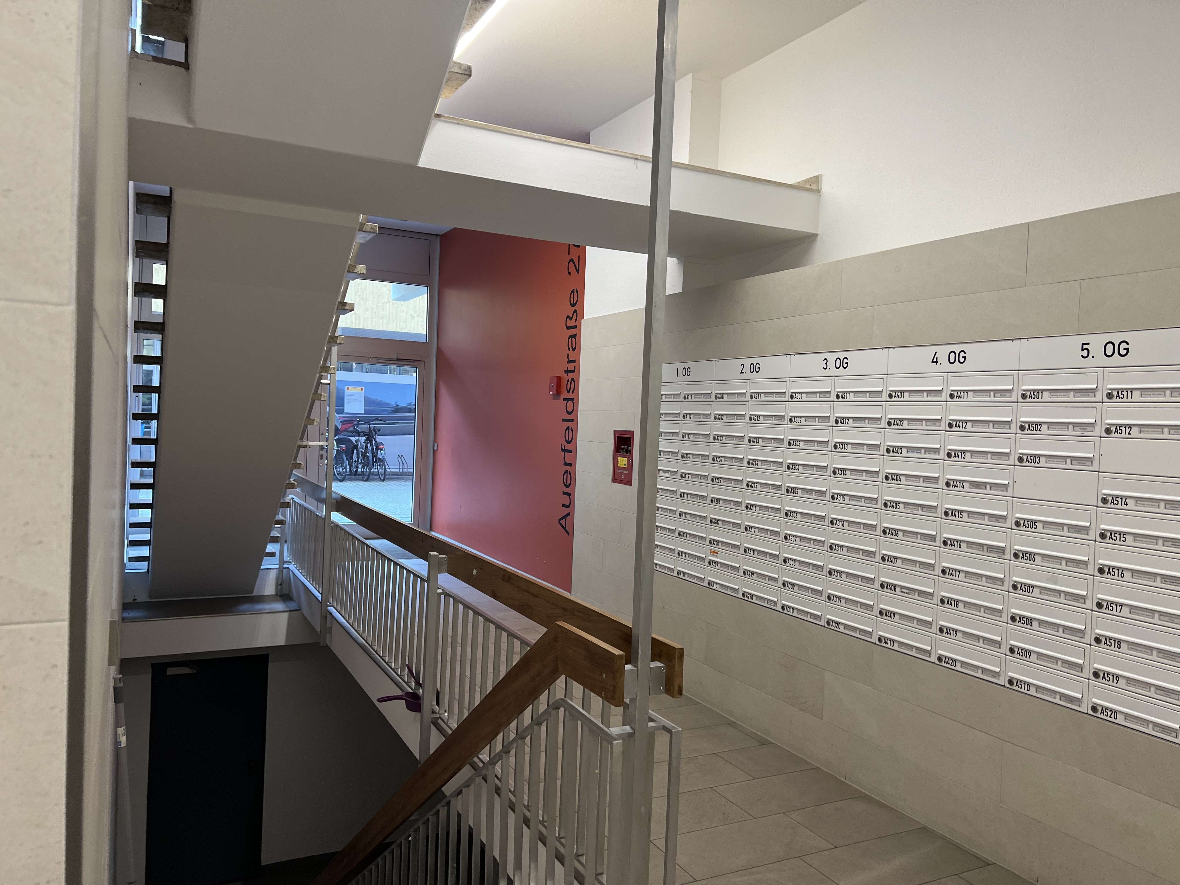 „Klein mit feiner Aussicht“: Helles 1-Zimmer Apartment mitten in Haidhausen!, München – Bild 2