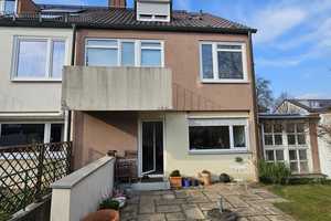 Charmantes Familienhaus mit Garage und Garten in bester Stadtlage – München – Vorschaubild 13