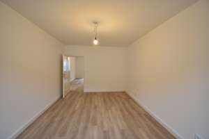 Moderne Ausstattung! Zentrale 2-Zimmer-Whg mit Balkon   – Bismarckstraße 86, 40210 Stadtmitte, Düsseldorf – Vorschaubild 7