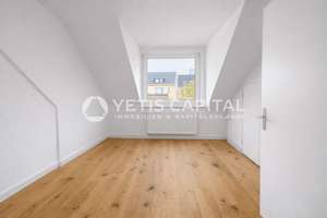 NEU MODERNISIERTE DACHGESCHOSSWOHNUNG IN RUHIGER LAGE MIT TAGESLICHTBAD +PROVISIONSFREI+