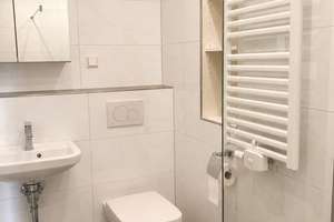 Helle 1- Zimmer-Loft Wohnung mit Küche in zentraler Deutzer Lage – Benediktusgasse 10, 50679 Deutz, Köln – Vorschaubild 5