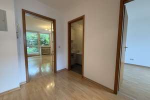 2 Zimmer Gartenwohnung mit Küche – Schmalkaldener Straße 14, 80807 Milbertshofen, München – Vorschaubild 8
