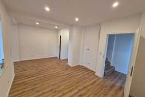 Attraktive, komplett sanierte Erdgeschosswohnung mit großem Garten in Hürth – Hans-Böckler-Straße 34, 50354 Rhein-Erft-Kreis – Vorschaubild 4