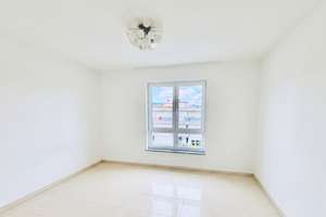 Wohnen mit Ausblick: Moderne 3-Zimmer-Wohnung mit Balkon, Kamin & TG-Stellplatz Wiesbaden-Klarenthal – Die vollständige Adresse der Immobilie erhältst du vom Anbieter., 65197 Klarenthal, Wiesbaden – Vorschaubild 6