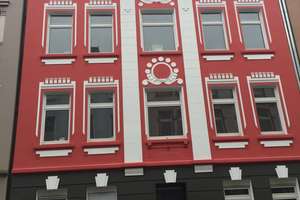 schöne helle Wohnung mit Einbauküche