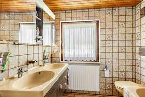 Reihenhaus mit Sonnengarten. Garage, 3 Zimmern und gemütlichem Dachgeschoss-Studio – Die vollständige Adresse der Immobilie erhältst du vom Anbieter., 72760 Reutlingen-Mitte, Reutlingen – Vorschaubild 9