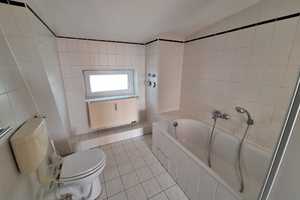 Über den Dächern der Stadt - Tolle Dachgeschosswohnung mit EBK! – Ackerstraße 18A, 39112 Magdeburg – Vorschaubild 10