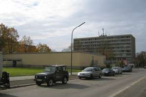 Provisionsfreie 2-Zimmer-Wohnung mit Balkon, Aufzug & sehr guter U-Bahn Anbindung – Die vollständige Adresse der Immobilie erhältst du vom Anbieter., 81475 Fürstenried-West, München – Vorschaubild 2