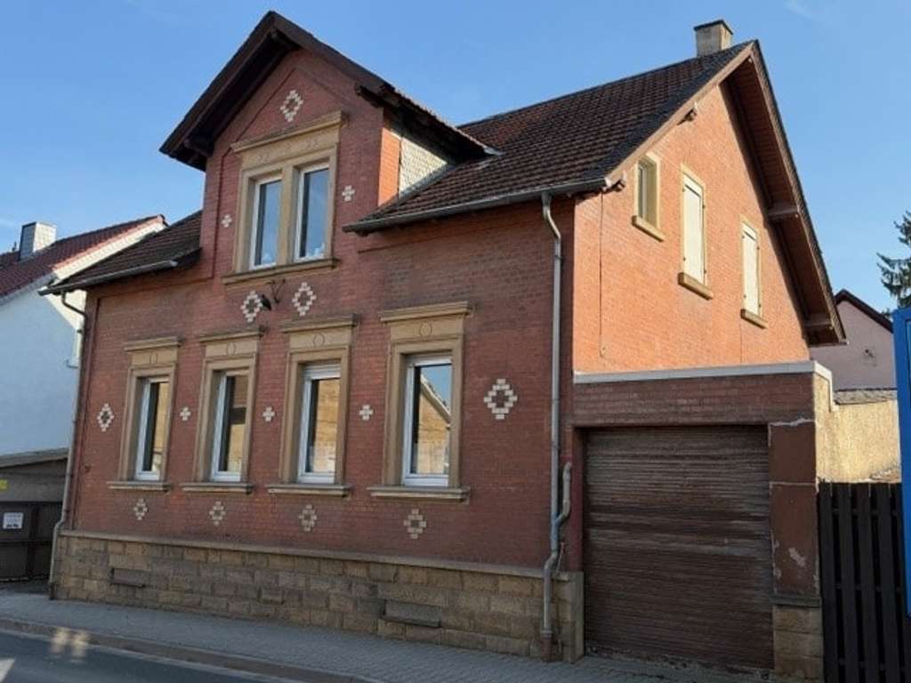 Immobilie in Alzey - Fünffamilienhaus in zentraler Wohnlage von Alzey - Bild 0