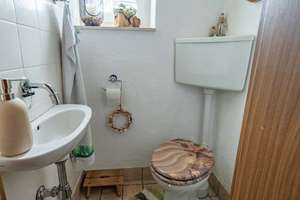 *Reserv.* MFH mit 3 Whg plus Ausbaupotential, mit Garten, zentrale Wohnlage! – Die vollständige Adresse der Immobilie erhältst du vom Anbieter., 71638 Ost, Ludwigsburg – Vorschaubild 11
