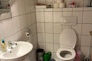 Ihr neues Zuhause: Charmante 4-Zimmer-Wohnung in Reutlingen" – Die vollständige Adresse der Immobilie erhältst du vom Anbieter., 72760 Reutlingen, Reutlingen – Vorschaubild 9
