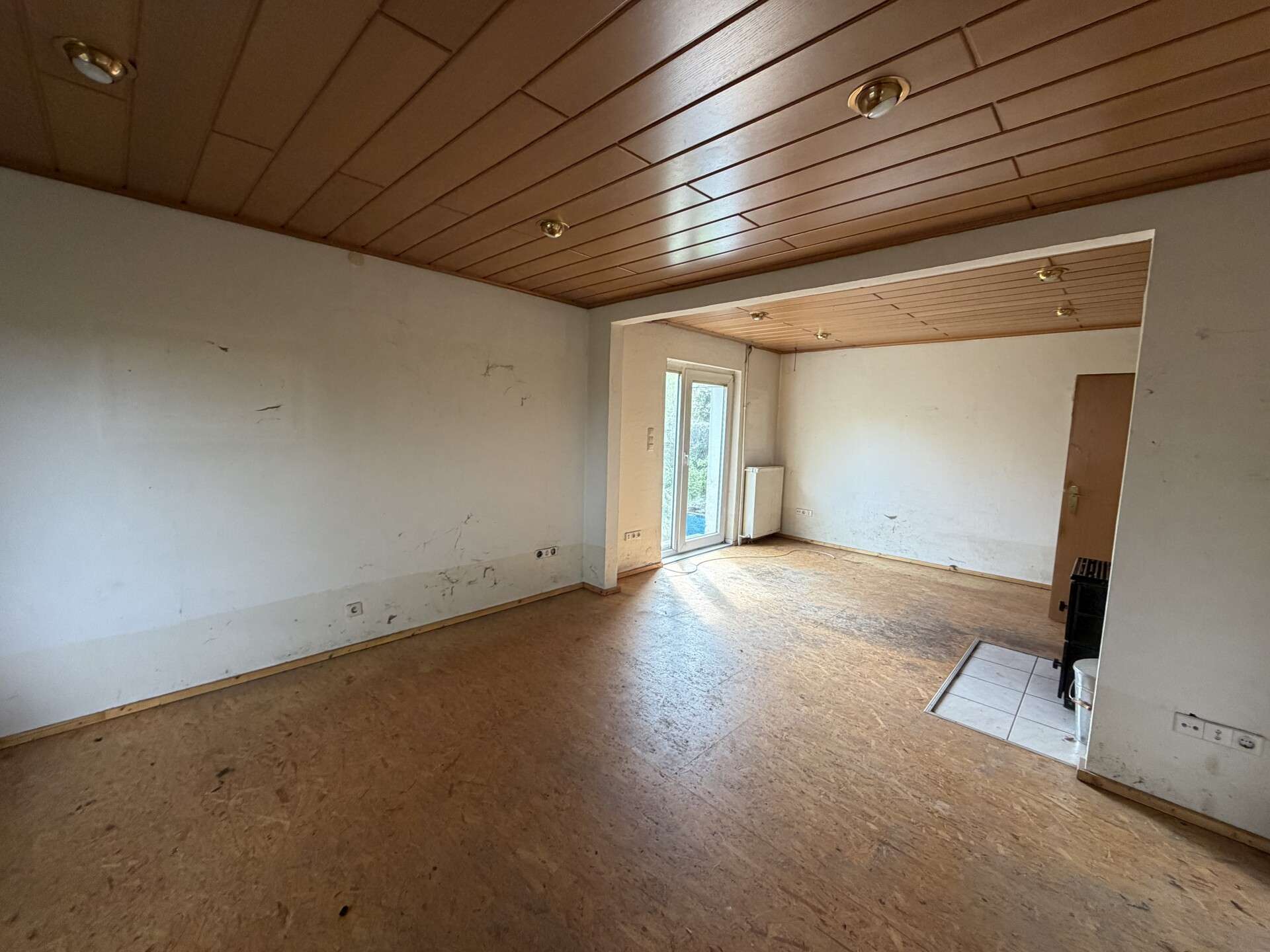 Immobilie in Horn-Bad Meinberg - Verwirklichen Sie Ihren Traum vom Landhaus - Bild 0