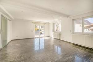 Platz für Ideen: Einfamilienhaus mit Charme, Terrasse und Entwicklungspotenzial! – Die vollständige Adresse der Immobilie erhältst du vom Anbieter., 76287 Rheinstetten – Vorschaubild 7