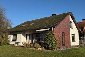 Klasse Wohnhaus mit frischem Charme in Espelkamp-Gestringen! - sofort frei! – Die vollständige Adresse der Immobilie erhältst du vom Anbieter., 32339 Espelkamp – Vorschaubild 2