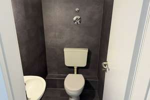Provisionsfrei! Renoviert! 4-Zimmer-Wohnung mit Garten und Stellplatz! – 33739 Jöllenbeck, Bielefeld – Vorschaubild 4