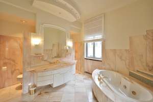 Luxuriös sanierte Villa mit historischem Charme und außergewöhnlicher Großzügigkeit in Bestlage – Die vollständige Adresse der Immobilie erhältst du vom Anbieter., 69120 Neuenheim, Heidelberg – Vorschaubild 8