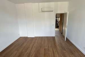 ***Kernsanierte 2-Zimmer-Wohnung mit Balkon, Klimaanlage und Einbauküche*** – Carnaper 65, 42283 Barmen, Wuppertal – Vorschaubild 4
