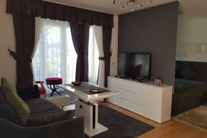 1,5 ZW vollmöbilierte hochwertige Penthouse + Wintergarten ,Terasse, EG +Strom +Wifi Stuttgart – Die vollständige Adresse der Immobilie erhältst du vom Anbieter., 70327 Lindenschulviertel, Stuttgart – Vorschaubild 5