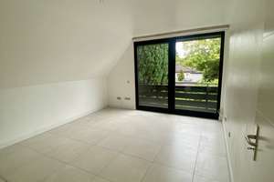 Helle 2-Zimmer-Wohnung im 1. OG in Köln-Müngersdorf – Ährenweg 18, 50933 Müngersdorf, Köln – Vorschaubild 8