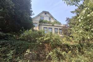 Repräsentative Altbaueleganz in Klingenberg.
5 Zimmer Mietwohnung! – Die vollständige Adresse der Immobilie erhältst du vom Anbieter., 63911 Klingenberg am Main – Vorschaubild 2