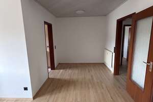 3-Zimmer Wohnung mit Balkon, Einbauküche und Außenstellplatz in Wolkersdorf. – Die vollständige Adresse der Immobilie erhältst du vom Anbieter., 91126 Wolkersdorf, Schwabach – Vorschaubild 4