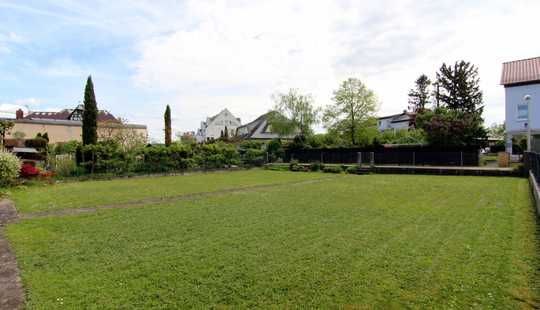 Bild von **Astheim** gepflegtes Haus mit Baugrundstück - Hier ist viel möglich!